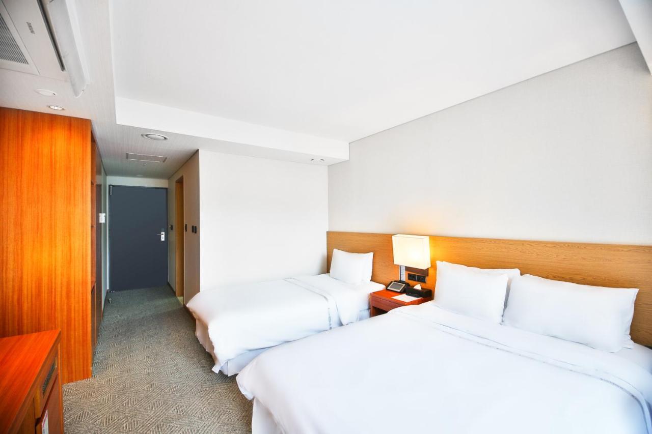 Bareve Hotel Σεογκουίπο Εξωτερικό φωτογραφία