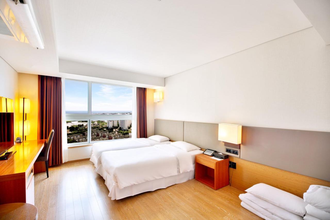Bareve Hotel Σεογκουίπο Εξωτερικό φωτογραφία